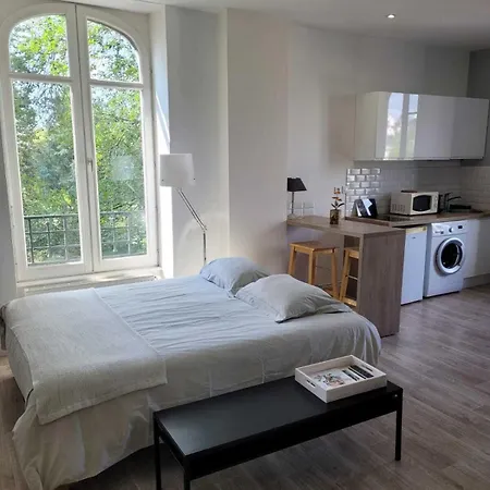 Les Du Parc Apartment Besancon